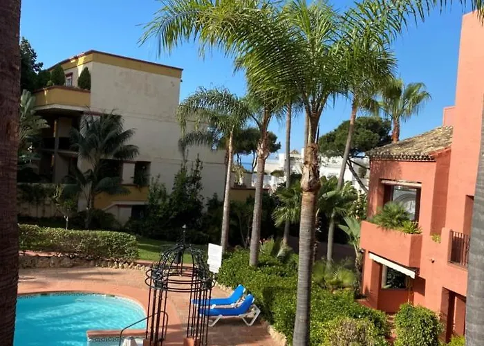 Elviria Paradiso Apartament *